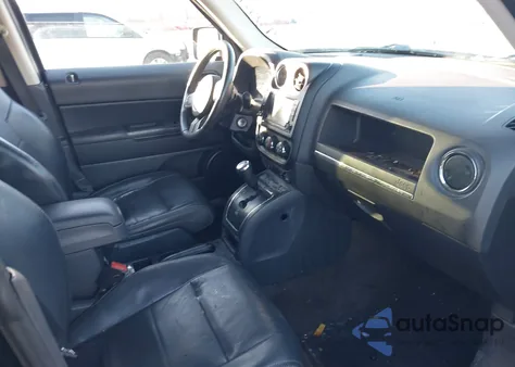 2015 Jeep Patriot High Altitude Edition z USA, uszkodzony, nr VIN 1C4NJRFB7FD348041